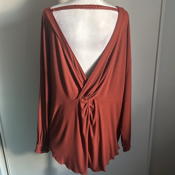 Free People New Cowboy Oversized Open Twist-Back Ribbed Long Sleeve Tunic Top - Picture 11 of 14